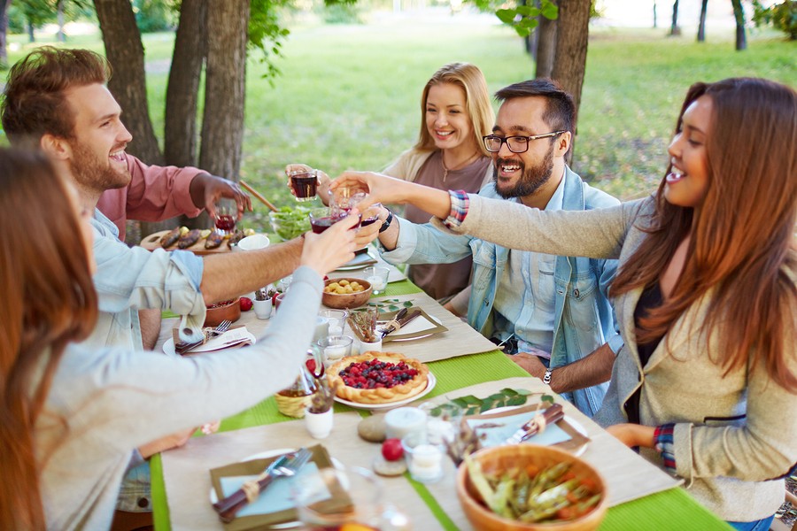 How to Host a Raw, Vegan Thanksgiving for Friends